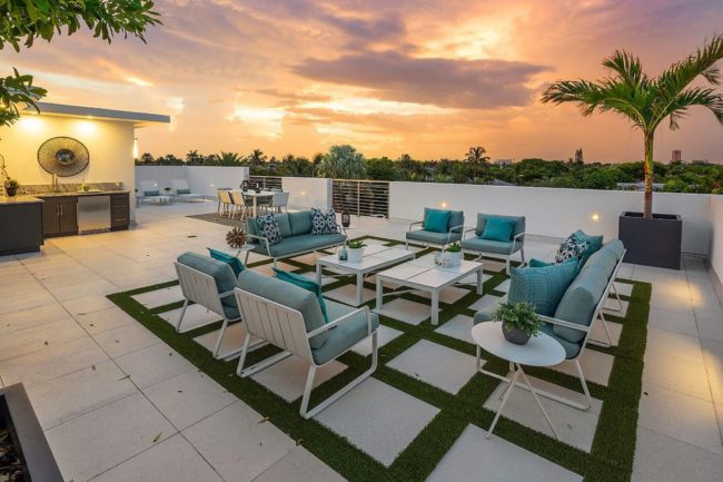 3094 Cadiz Road Rooftop Staging